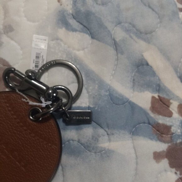 NWT Coach Leather Baseball Key Holder /Charm - Picture 7 of 8